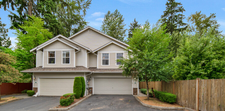 Stunning End-Unit Townhome that Backs to a Greenbelt